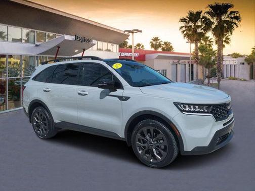 2023 Kia Sorento X-Line EX