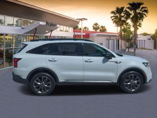 2023 Kia Sorento X-Line EX