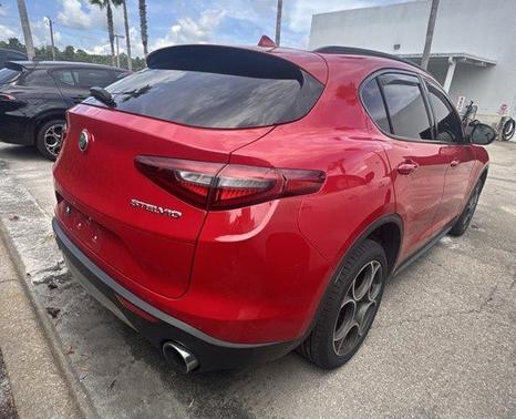 2018 Alfa Romeo Stelvio Sport
