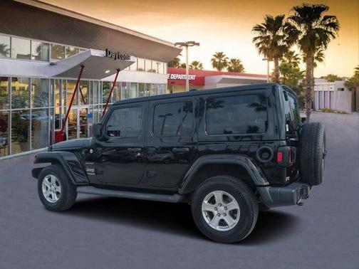 2018 Jeep Wrangler Unlimited Sahara