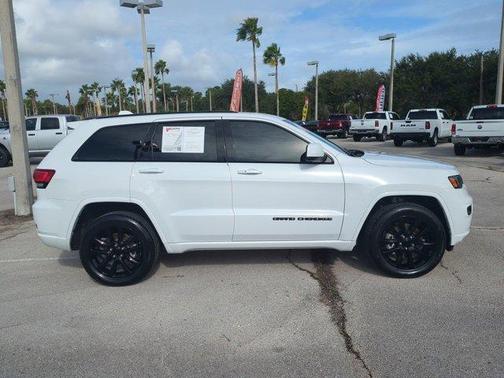 2021 Jeep Grand Cherokee Laredo X