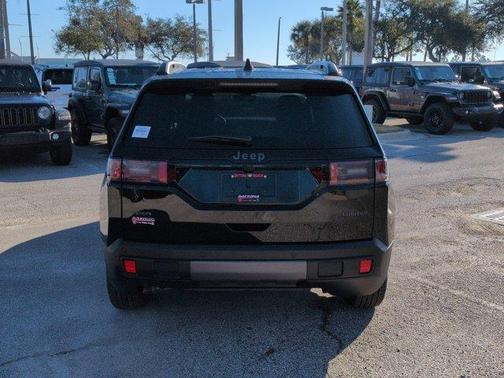 2026 Jeep Cherokee LAREDO/LIMITED