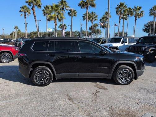 2026 Jeep Cherokee LAREDO/LIMITED