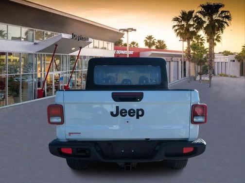2024 Jeep Gladiator Sport