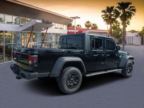 2025 Jeep Gladiator Sport
