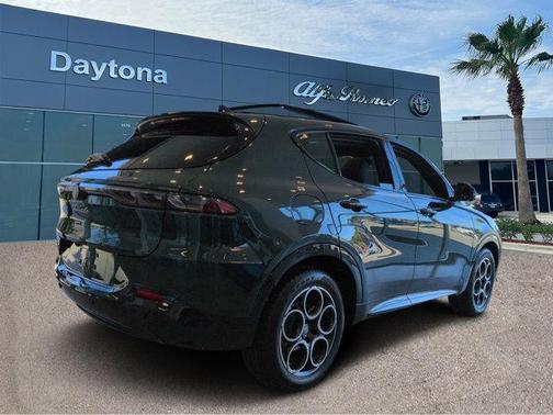 2026 Alfa Romeo Tonale Base