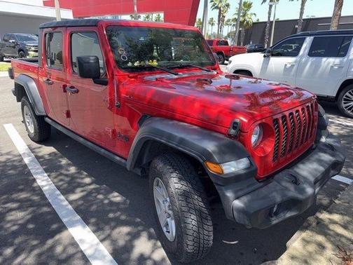 2020 Jeep Gladiator Sport