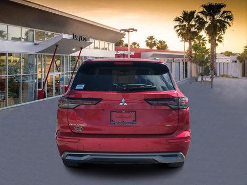 2025 Mitsubishi Outlander SEL