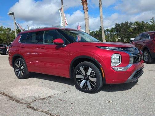 2025 Mitsubishi Outlander SEL