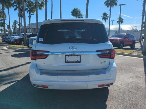 2022 INFINITI QX80 SENSORY