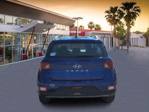 2023 Hyundai VENUE Limited