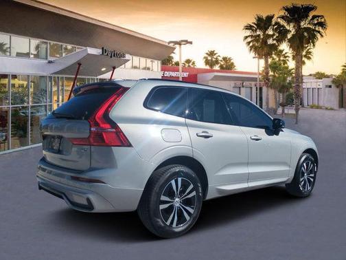 2025 Volvo XC60 Plug-In Hybrid T8 Core