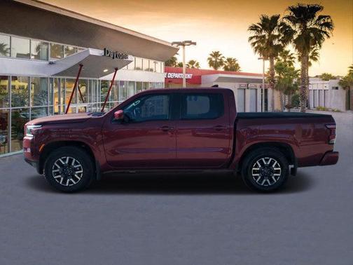 2024 Nissan Frontier SL