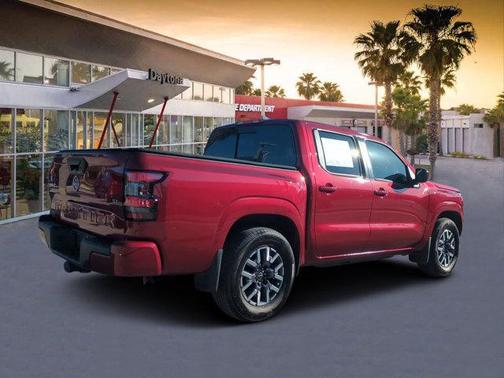 2024 Nissan Frontier SL