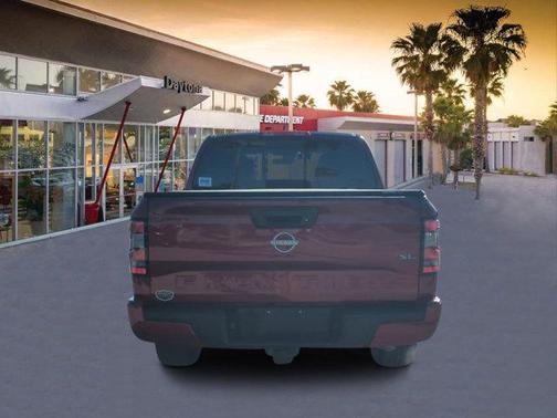 2024 Nissan Frontier SL