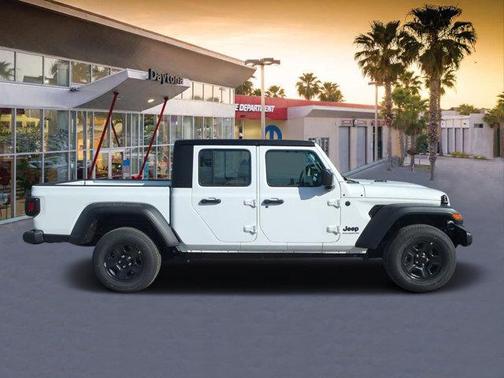 2025 Jeep Gladiator Sport