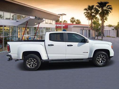 2022 GMC Canyon AT4