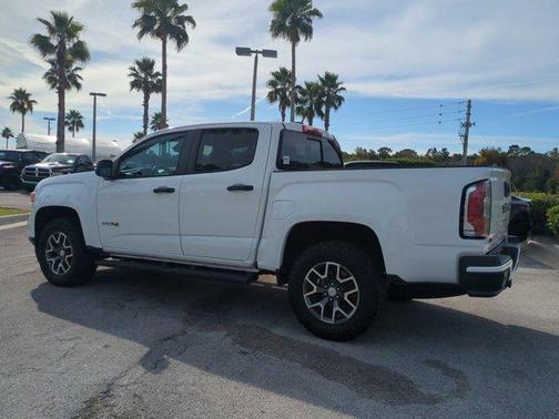 2022 GMC Canyon AT4