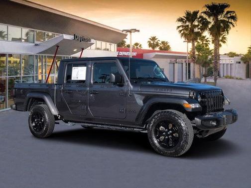 2021 Jeep Gladiator Sport