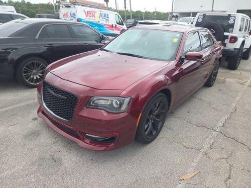 Velvet 2023 Chrysler 300 Touring L