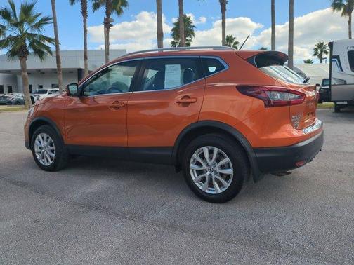 2022 Nissan Rogue Sport SV