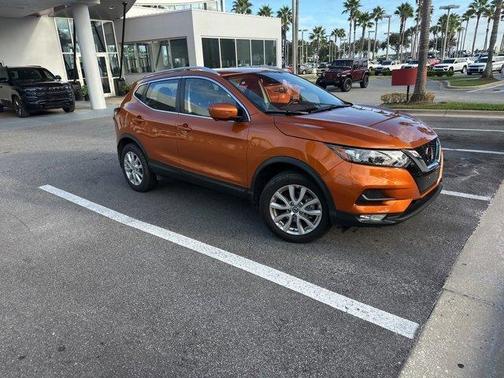 2022 Nissan Rogue Sport SV