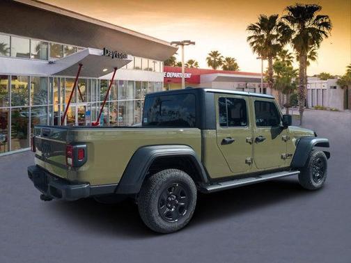 2025 Jeep Gladiator Sport