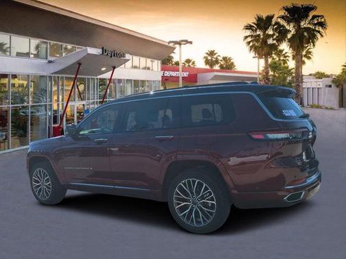 2025 Jeep Grand Cherokee L Summit