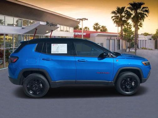 2023 Jeep Compass Trailhawk