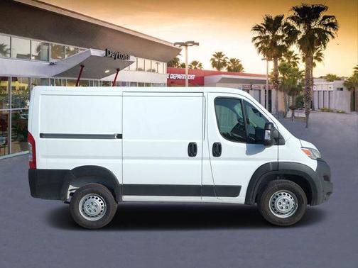 2025 RAM ProMaster 1500 Low Roof