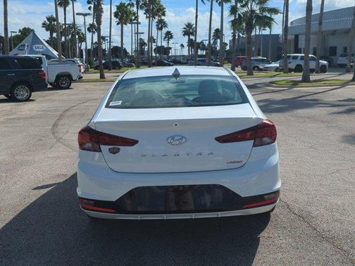 2020 Hyundai ELANTRA Limited