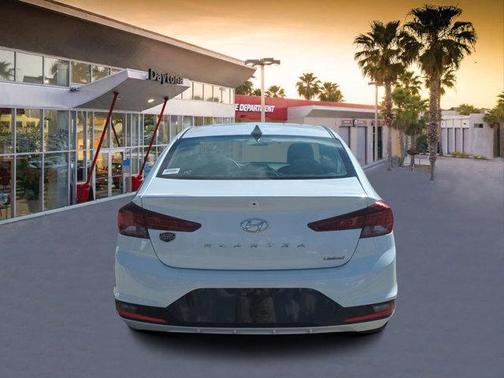 2020 Hyundai ELANTRA Limited