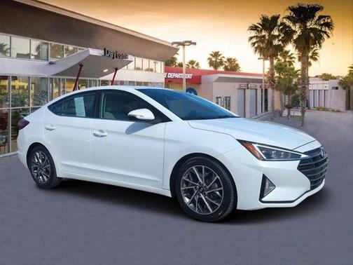2020 Hyundai ELANTRA Limited