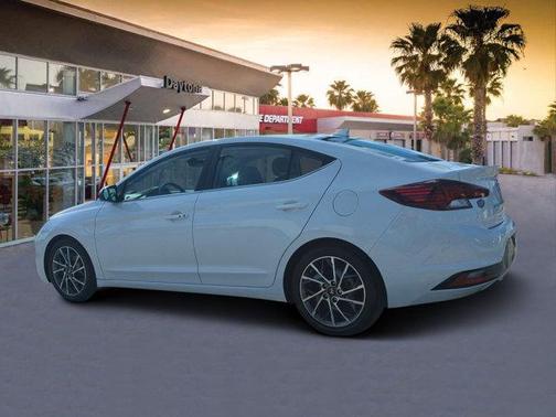 2020 Hyundai ELANTRA Limited