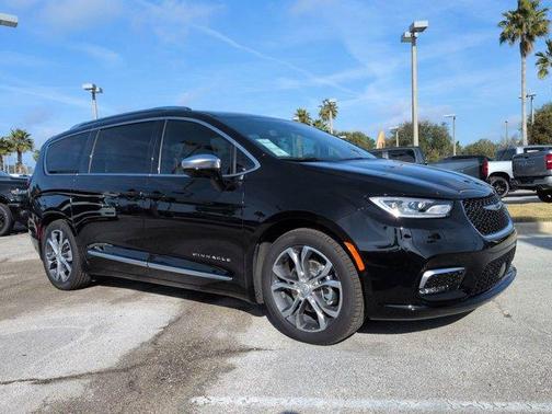 2026 Chrysler Pacifica Pinnacle