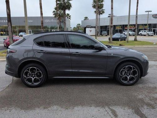 2024 Alfa Romeo Stelvio Ti
