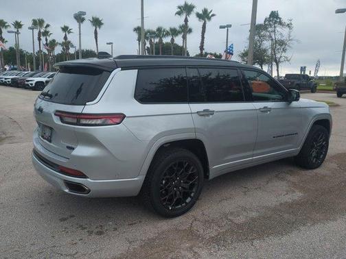 2025 Jeep Grand Cherokee L Summit