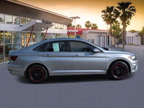 Pyrite Silver Metallic 2021 Volkswagen Jetta 1.4T SE