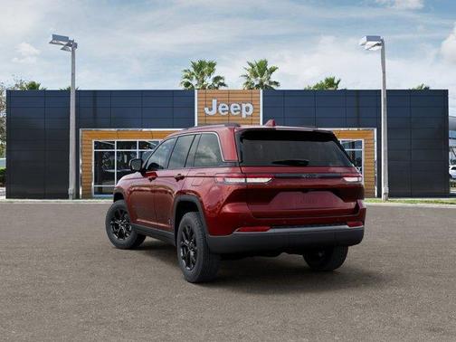 Velvet Red Pearlcoat 2026 Jeep Grand Cherokee Laredo