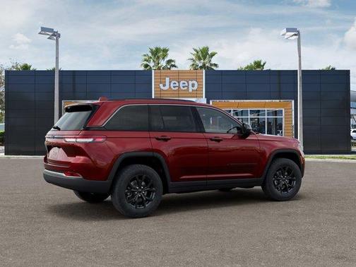 Velvet Red Pearlcoat 2026 Jeep Grand Cherokee Laredo