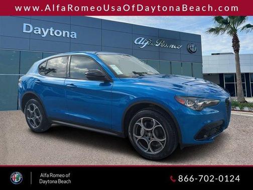 2025 Alfa Romeo Stelvio Base