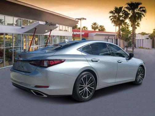 2024 Lexus ES 350