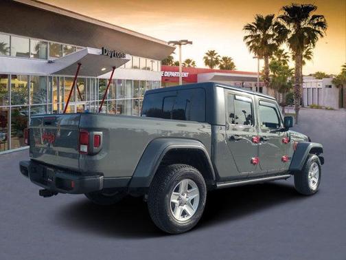 2023 Jeep Gladiator Sport