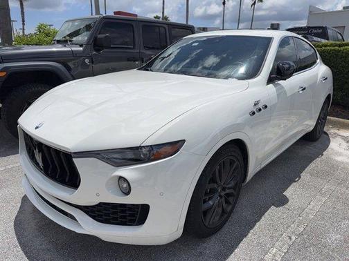 2024 Maserati Levante GT Ultima