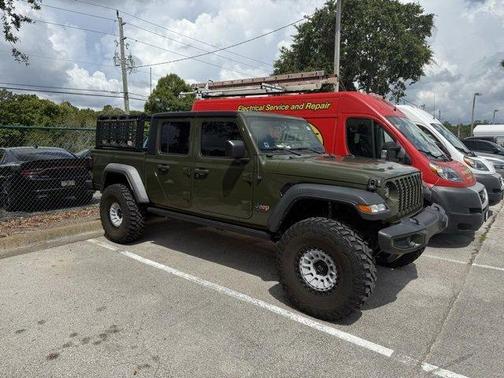 2023 Jeep Gladiator Sport