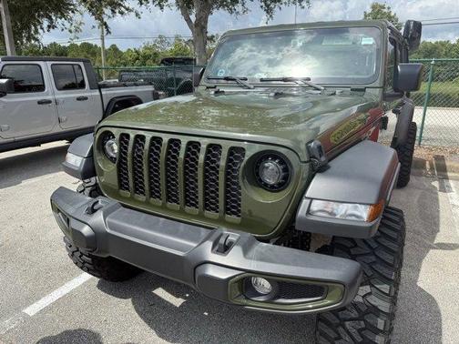 2023 Jeep Gladiator Sport