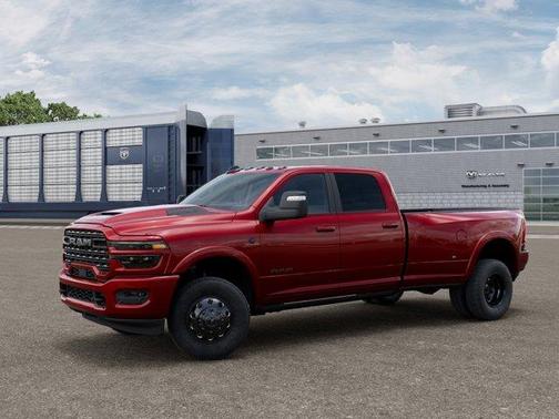 Molten Red Pearlcoat 2026 RAM 3500 Limited
