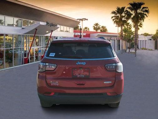 2025 Jeep Compass Latitude
