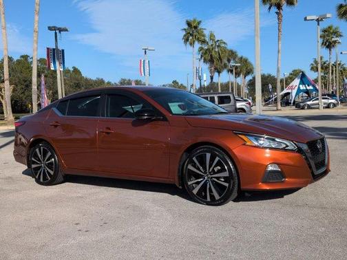 2021 Nissan Altima 2.5 SR