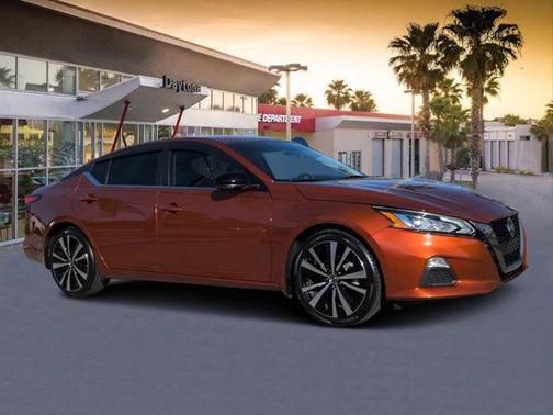 2021 Nissan Altima 2.5 SR